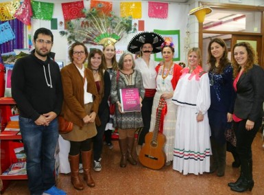 “En esta feria tenemos una ocasión magnífica para ver el futuro del sector turístico a través del trabajo ilusionante de estos jóvenes”, ha declarado la concejala de Turismo