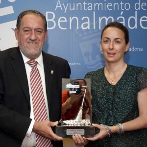 ESCOBA PLATINO 2010 BENALMADENA
