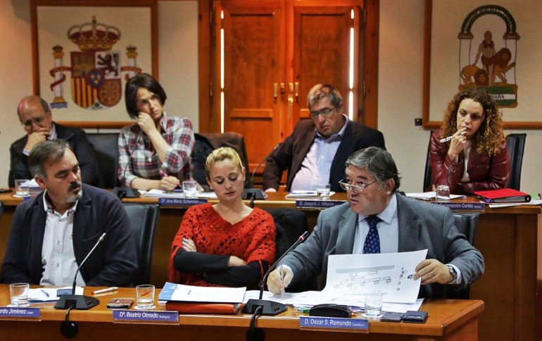 La posición del grupo municipal, que permanece fiel al programa electoral del partido naranja, contrasta con la posición equívoca al respecto de los diputados provinciales de C´s en Málaga