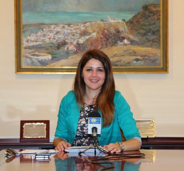 El formulario de solicitud se debe recoger y presentar en la Delegación de Bienestar Social en Pueblosol