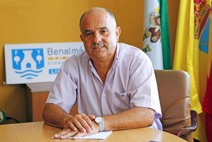 “Hemos procedido a la eliminación de los alcorques de la zona, una demanda vecinal de más de dos años”, destaca Salvador Rodríguez