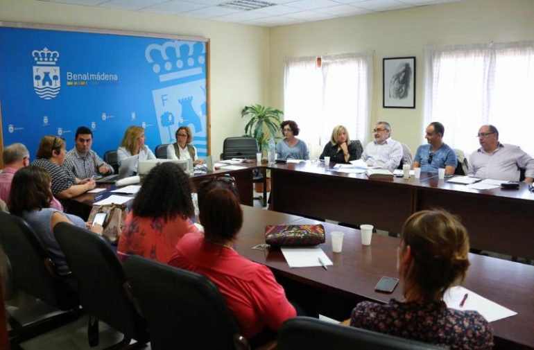 Se debatieron asuntos como el proceso de escolarización y la creación de  comisiones sobre absentismo entre otras