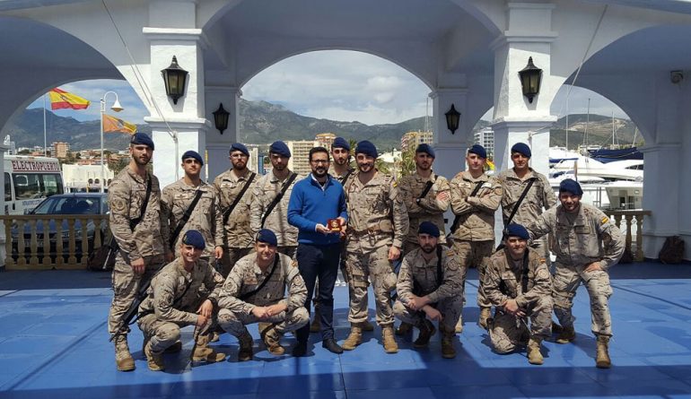 Manuel J. Jiménez, recibe a una representación de esta fuerza
