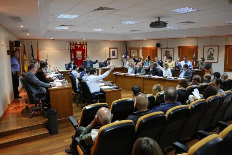 El Ayuntamiento habilitará mesas informativas en Bienestar Social y los centros de mayores para informar sobre una reforma