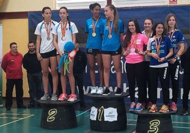 Las jugadoras benalmadenses vencieron en el dobles femenino tras ceder solo un set en todo el torneo