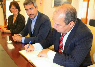 El encuentro recibido por Víctor Navas, está enclavado en la ronda de contactos del cuerpo consular con otros Ayuntamientos