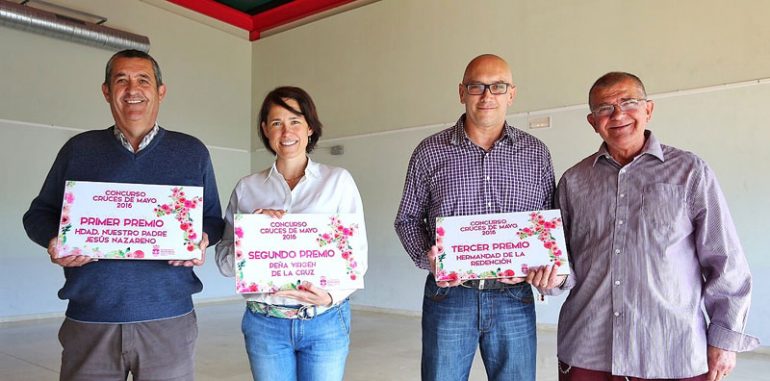 Ana Scherman, felicita a los ganadores y anuncia que la delegación ya está trabajando para la próxima festividad del Corpus
