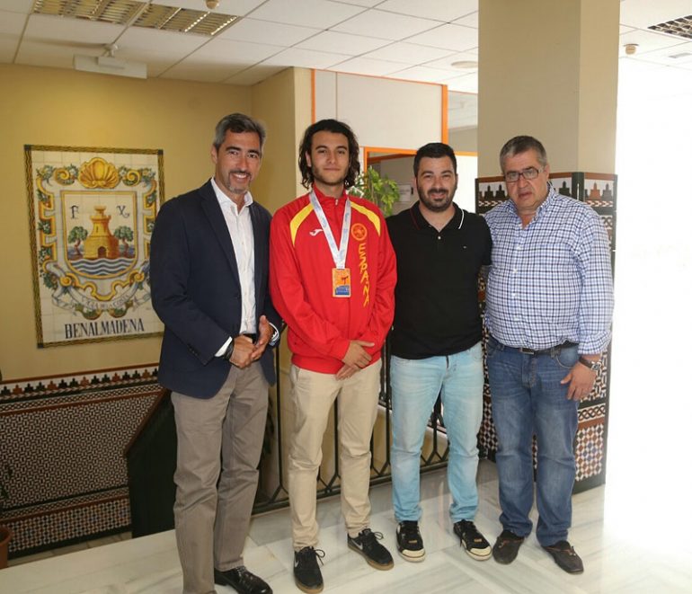 -“Es para nosotros un privilegio poder contar en Benalmádena con un deportista con esta proyección.” Señala Víctor Navas