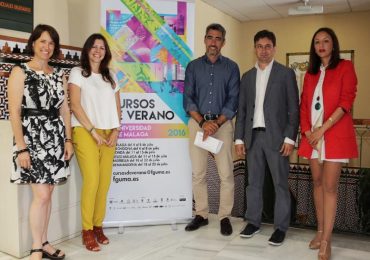 “Los cursos suponen un refuerzo tanto para nuestra oferta académica como turística”, ha destacado el alcalde, Víctor Navas