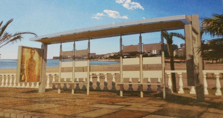 “Las marquesinas cuentan con un diseño exclusivo para el municipio, más moderno y acorde con la imagen turística de Benalmádena”