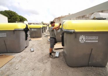 “Instalaremos 200 contenedores nuevos, lo que permitirá una capacidad de recogida de envases de casi un millón de litros”, ha detallado Rafael Santos