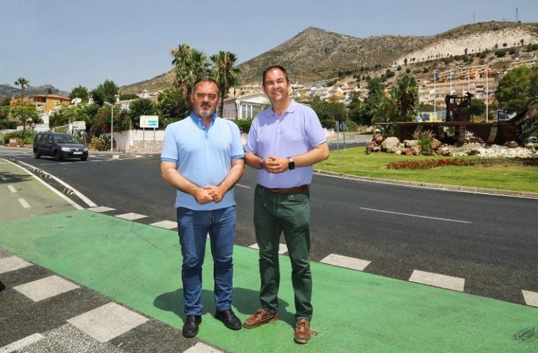 “Hemos instalado la carteleria, en la que se advierte a los conductores en aquellas vías de gran afluencia de ciclistas”, ha detallado Bernardo Jiménez