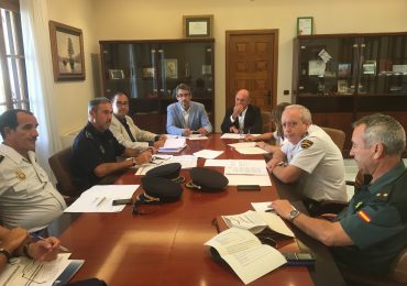 En la reunión también se ha adquirido el compromiso de potenciar la colaboración y comunicación entre Policía Local y Policía Nacional