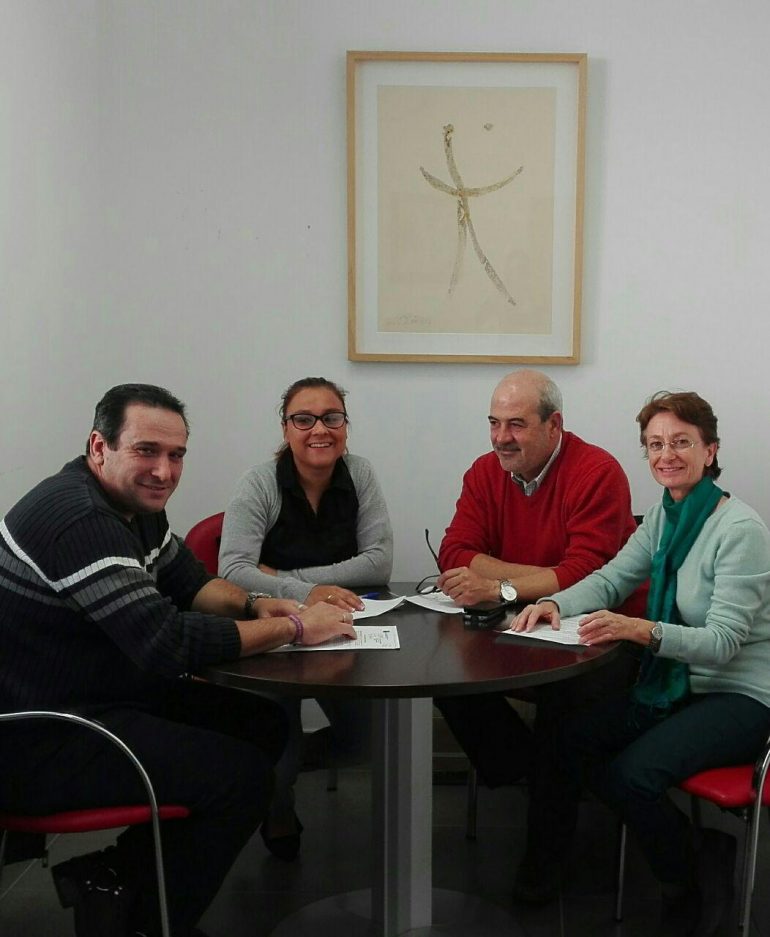 En la reunión también se han abordado otros asuntos, como la situación de la revisión de los contratos de alquiler social