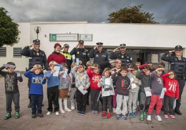 La iniciativa se extiende a todos los colegios del municipio tras el éxito de esta campaña de concienciación en el colegio Atenea el pasado curso