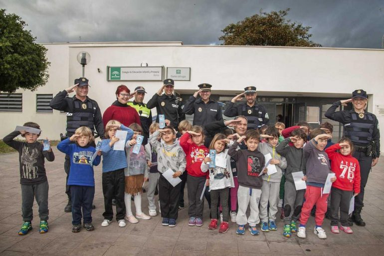 La iniciativa se extiende a todos los colegios del municipio tras el éxito de esta campaña de concienciación en el colegio Atenea el pasado curso