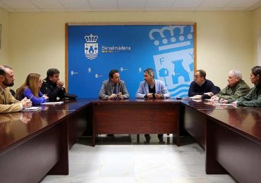 El alcalde de Benalmádena, Víctor Navas y el concejal de Seguridad, Javier Marín, han participado en un encuentro con el SUP