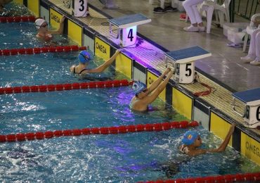 La victoria se ha producido en las pruebas de 200 y 100 mariposa