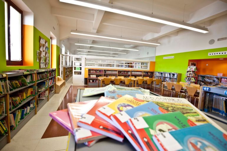 La Biblioteca Municipal Goya, continuará también con su horario habitual de lunes a viernes