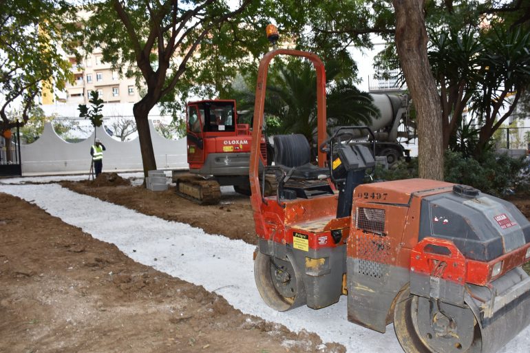 El proyecto contempla la colocación de juegos adaptados a niños con discapacidad