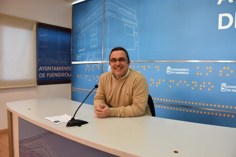 "La Feria de Fuengirola vista por sus peñas", será el título de esta primera conferencia