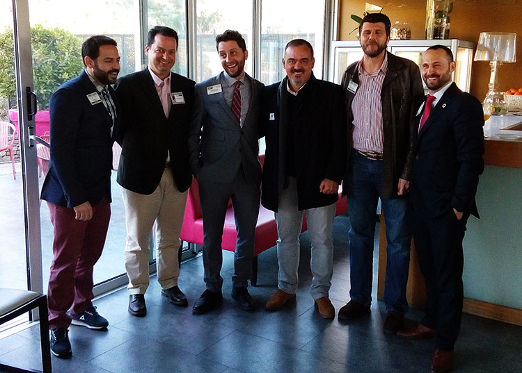 El edil ha invitado a Pablo Piqueras, director ejecutivo de este colectivo en Málaga, a que se integre en el Consejo Sectorial de Comercio