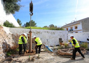 “La nueva instalación potenciará las prestaciones del pozo de la Cruz”, ha explicado el consejero-delegado de Emabesa, Joaquín Villazón