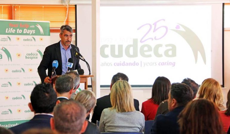 La presentación de este año, en la que también ha participado la delegada provincial de Salud, Ana Isabel González de la Torre, ha contado con un valor especial al cumplirse 25 años de la creación de Cudeca