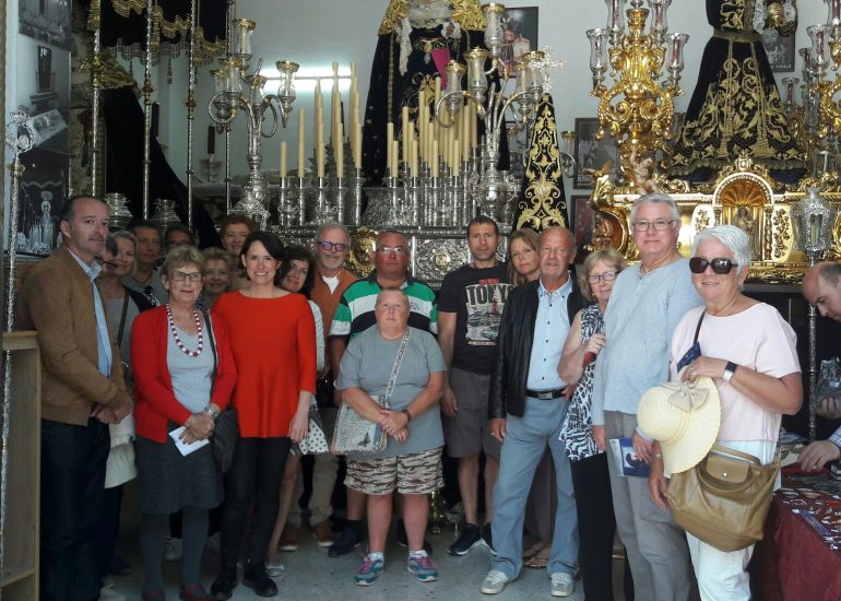 “Con esta ronda de visitas pretendemos acercar las tradiciones populares a nuestros residentes de origen extranjero”, ha destacado la concejala Ana Scherman
