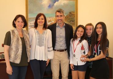 Las alumnas quedaron primeras con una guajira flamenca en una cita que reunió a 4.000 bailarinas de academias de toda España