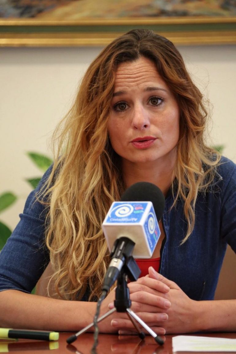 Ambas iniciativas supondrían una inversión cercana a los dos millones de euros y beneficiarían a un total de 90 desempleados