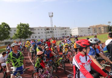 ‘Castillo Bil-Bil’, ‘Los Trolls’ y ‘La Vuelta al mundo’, premiados en el concurso de disfraces