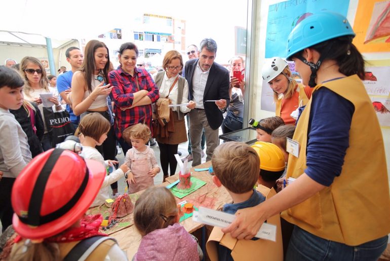 La Feria ha contado con la participación de 525 alumnos y 35 profesores coordinadores