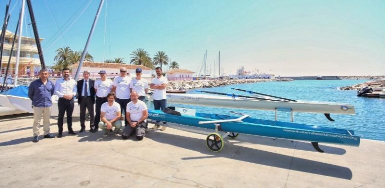 El acto de botadura inaugural de las nuevas embarcaciones ha estado presidido por el capitán marítimo de Málaga, Francisco Hoya Bernabéu