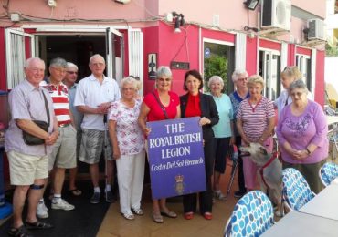 Se produjo una reunión en la que se trataron diversos temas de interés para el colectivo, como  padrón, impuestos municipales o asuntos culturales