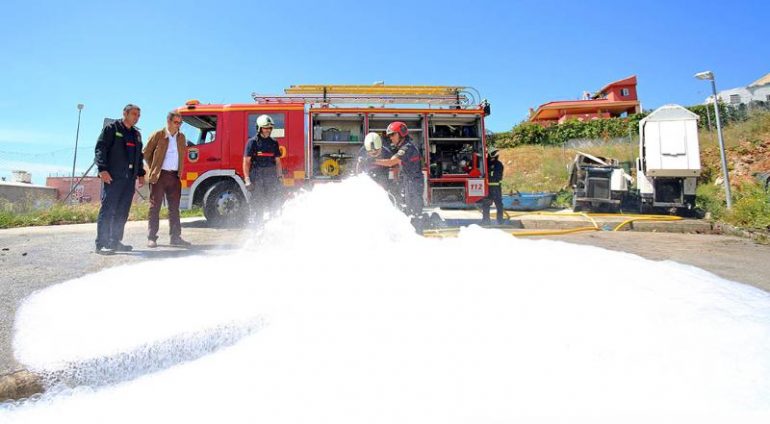 Un generador de espuma de alta expansión para la extinción de incendios