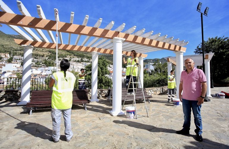 Los trabajos a realizar consisten en un repaso general de pintura en la zona y en pequeñas actuaciones de vías y obras