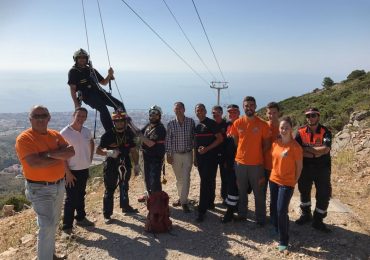 “El objetivo principal es aumentar la rapidez en la evacuación y la eficiencia en el rescate. Estas prácticas permiten actualizar los conocimientos y verificar los protocolos”, ha declarado Marín