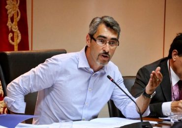 Con el fin de afrontar la desviación de la regla de gasto motivada por el pago de 10 millones de deudas de ejercicios anteriores