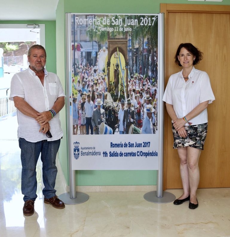 Habrá concursos de caballistas,  del rey y reina de las fiestas y de paellas. Y, en la caseta municipal,  actuarán las orquestas Alboreá y Rompeolas