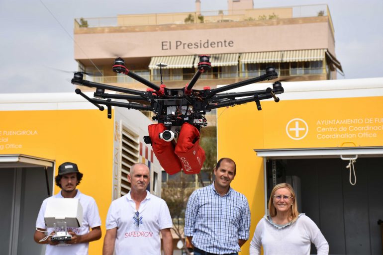 Este equipamiento innovador es capaz de localizar a un bañista en apuros a través de una cámara y lanzarle un salvavidas que se hincha en apenas dos segundos