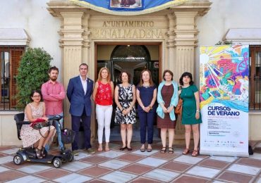 “Benalmádena vuelve así a convertirse en epicentro de la formación académica de calidad”, ha destacado la concejala de Juventud, Ana Scherman