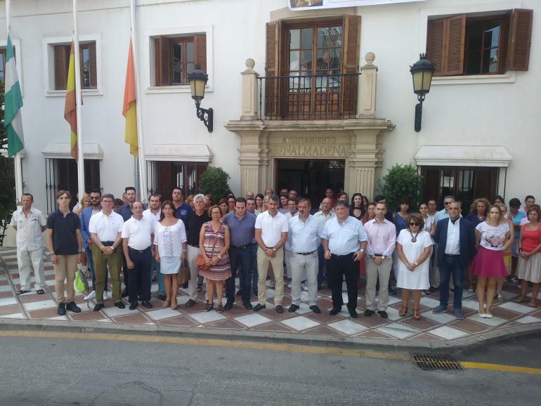 El equipo transmite sus condolencias a los familiares de los fallecidos y su apoyo a las personas heridas, a las que desea su recuperación