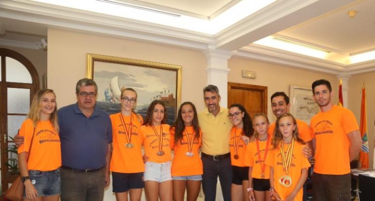 “Felicitamos a las atletas por su éxito en uno de los deportes que requieren más disciplina y constancia”, ha declarado el concejal de Deportes, Joaquín Villazón