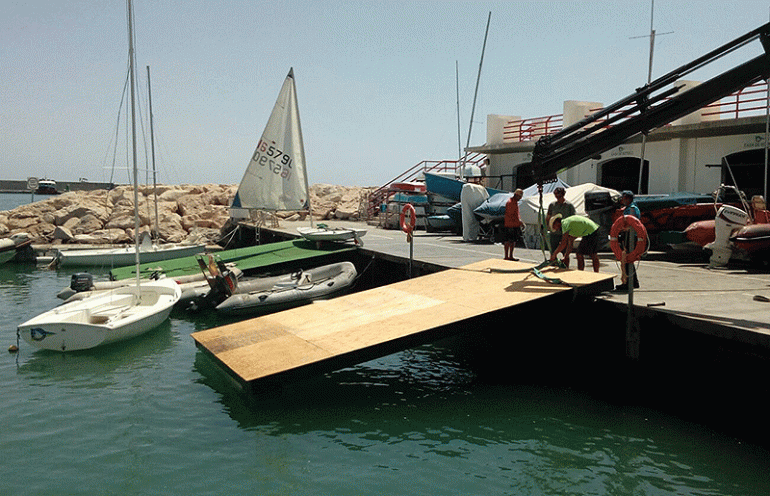 La instalación de una segunda rampa de varada semiflotante y la reparación del maderamen del muelle flotante, son algunas de las mejoras en marcha