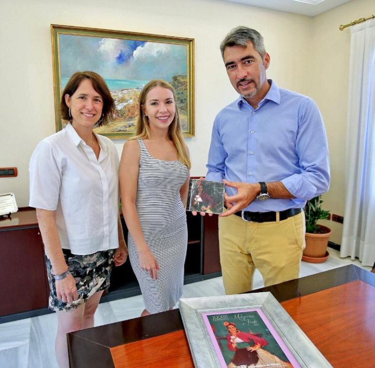 La cantante logró el primer premio de la categoría ‘Interpretación de Solistas con la malagueña ‘Málaga Despierta’ del compositor Manuel Castro