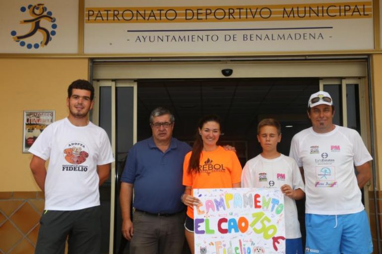 Fidelio es una asociación dedicada a atender a perros abandonados