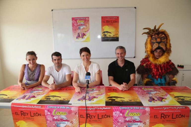 “Esperamos que las familias acudan a disfrutar de estos singulares montajes artísticos", ha manifestado Ana Scherman