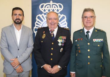 El acto terminó con las notas del himno de la Policía Nacional y del Himno Nacional