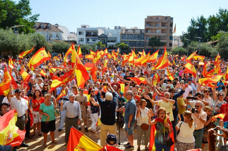 “España es un magnífico país y queremos que siga unido”, ha indicado la alcaldesa